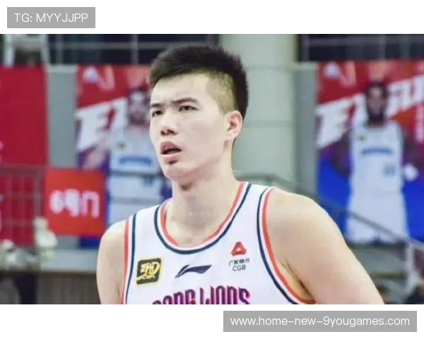 CBA焦泊乔篮下力量训练更强硬：开启全新竞技高度