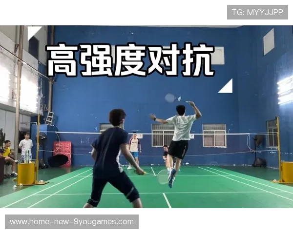 UFC队员密集进行高强度对抗，比赛模拟度提高